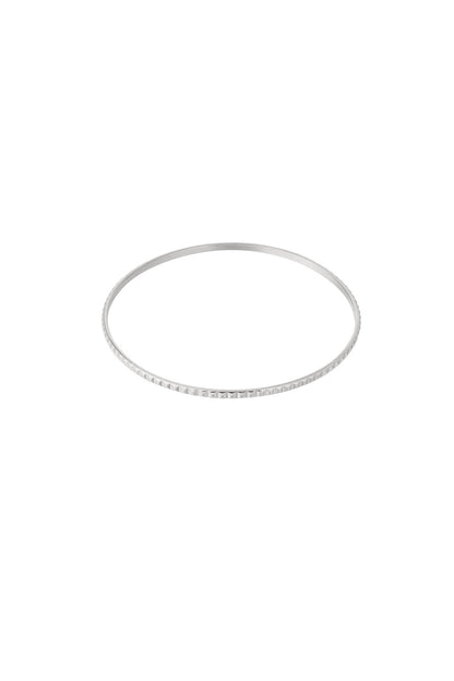 Stylish Stainless Steel Bangle for Everyday Elegance