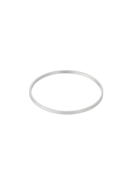 Stylish All-Fit Bangle for Everyday Elegance