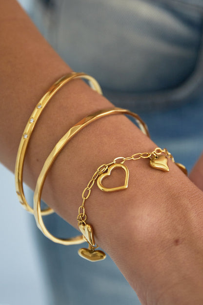 Stylish Stainless Steel Bangle for Everyday Wear